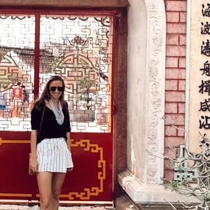 Meet your Posher, Gyles